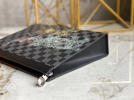 WIS LOUIS VOYAGE POCHETTE VUITTON 1104